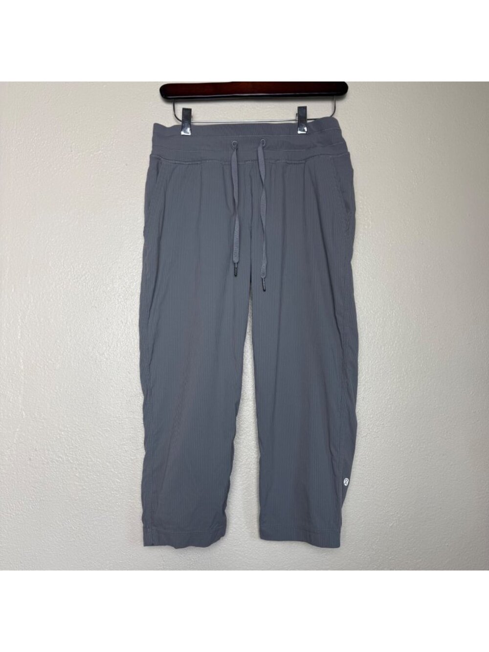 Lululemon Dance Studio Cropped Gray Yoga Pants Sz 6